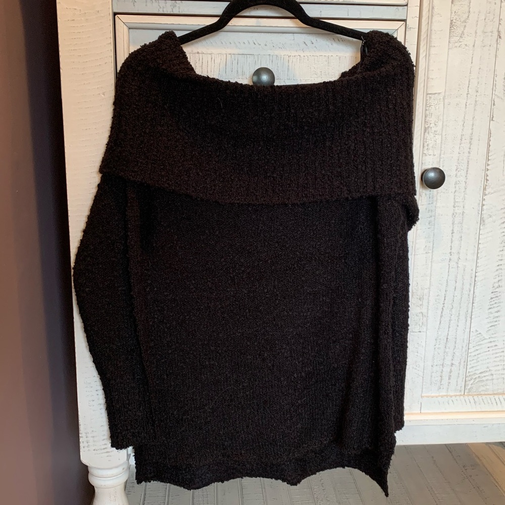 Alya Off Shoulder Black Boucle Sweater